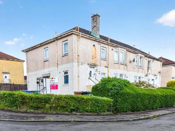 3 bedroom flat for sale