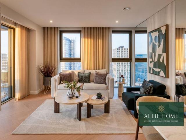 3 bedroom flat for sale