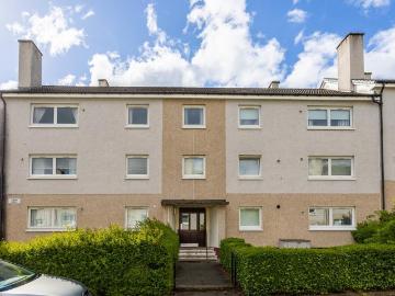 3 bedroom flat for sale