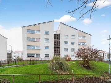 3 bedroom flat for sale