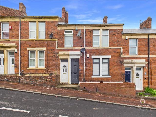 3 bedroom flat for sale