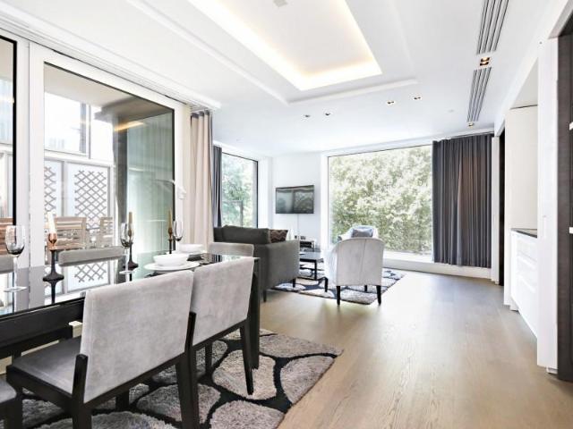3 bedroom flat for sale