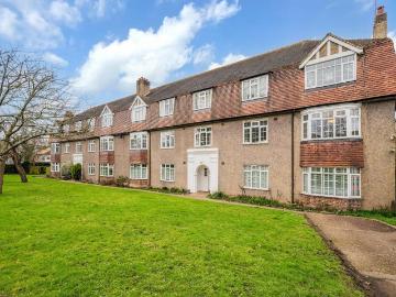 Kingston Road KT17 Epsom, Ewell Epsom, KT17, Epsom, Surrey county, South East England