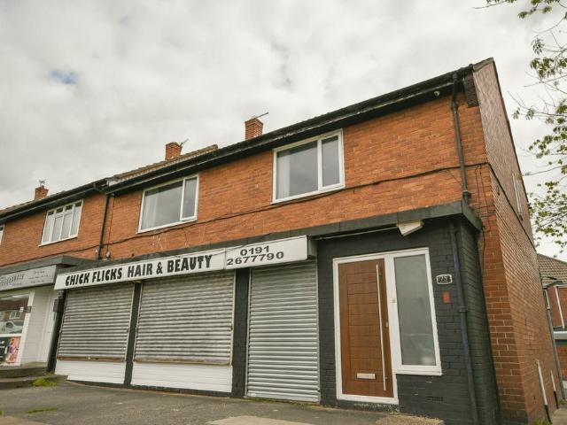 3 bedroom flat for sale