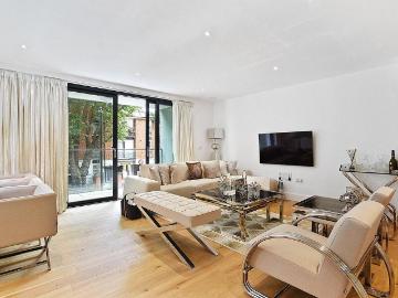3 bedroom flat for sale
