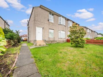 3 bedroom flat for sale