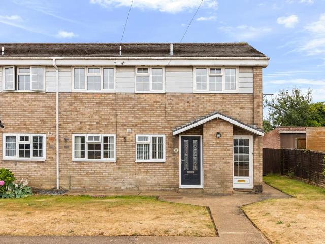3 bedroom flat for sale
