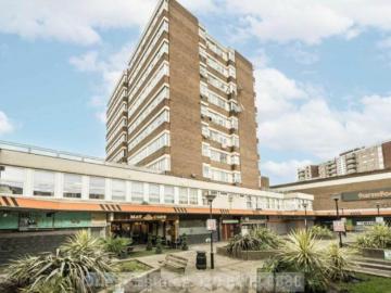 3 bedroom flat for sale