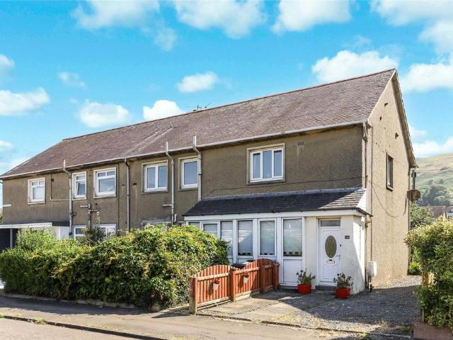 3 bedroom flat for sale