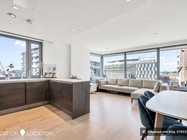 3 bedroom flat for sale