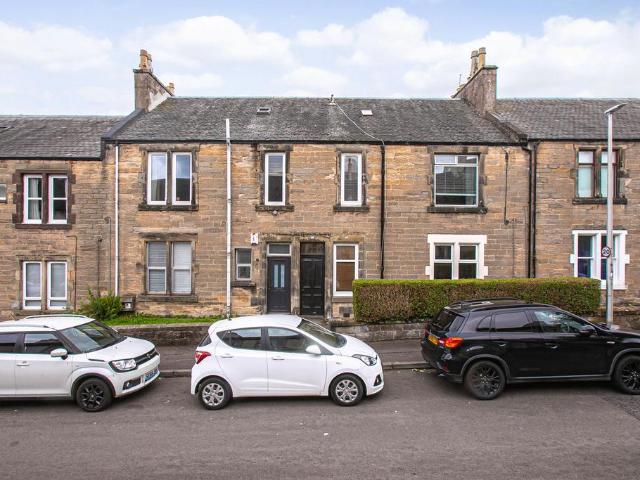 3 bedroom flat for sale