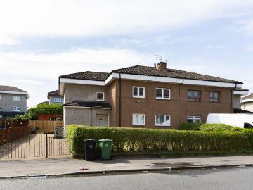 3 bedroom flat for sale