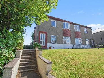 3 bedroom flat for sale