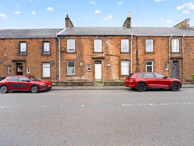 3 bedroom flat for sale