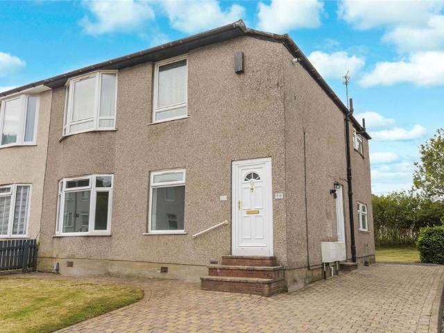 3 bedroom flat for sale