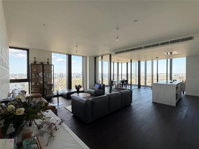 3 bedroom flat for sale