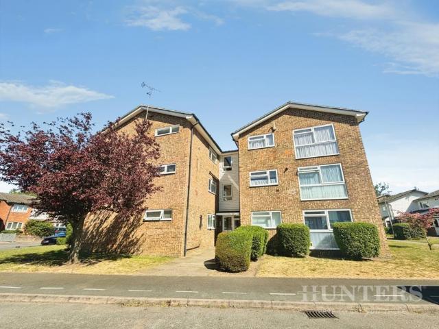 3 bedroom flat for sale
