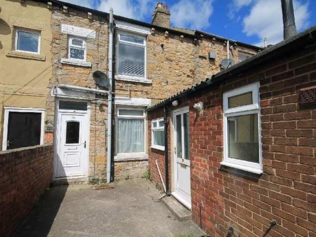 3 bedroom flat for sale