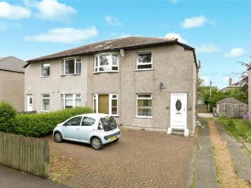 3 bedroom flat for sale