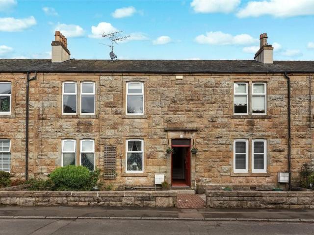 3 bedroom flat for sale