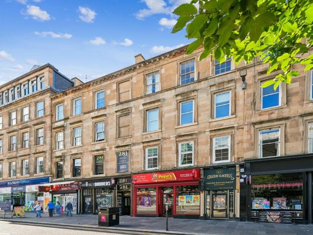 3 bedroom flat for sale