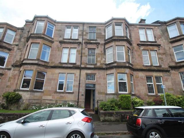 3 bedroom flat for sale