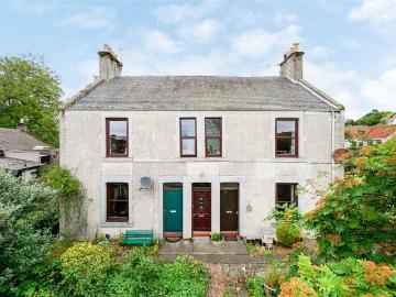 3 bedroom flat for sale