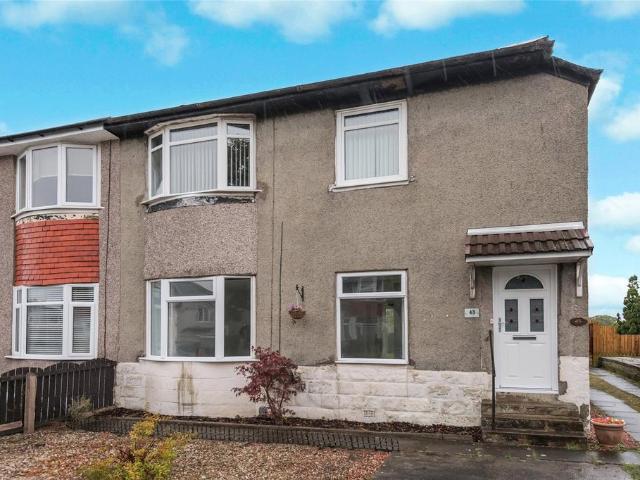 3 bedroom flat for sale
