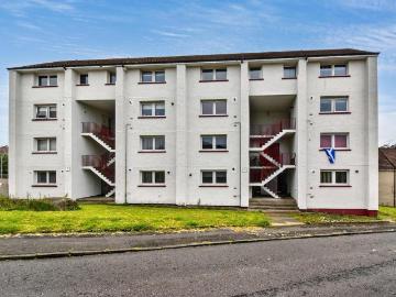 3 bedroom flat for sale
