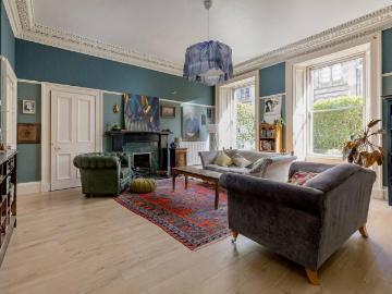 Edinburgh, Shetland - Garden, Fireplace