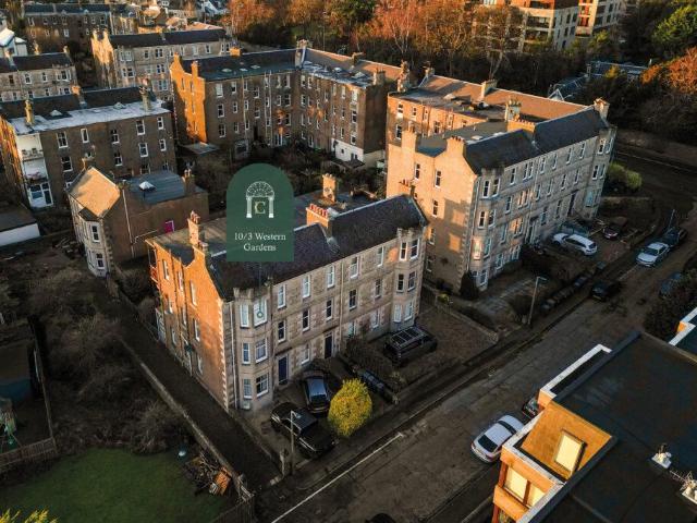 3 bedroom flat for sale