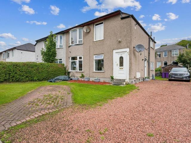 3 bedroom flat for sale