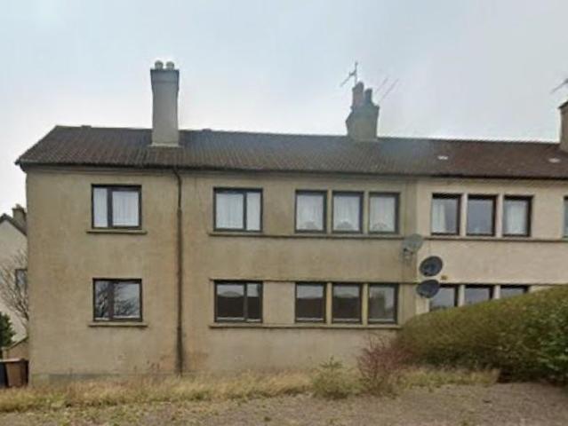 3 bedroom flat for sale