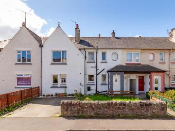 3 bedroom flat for sale