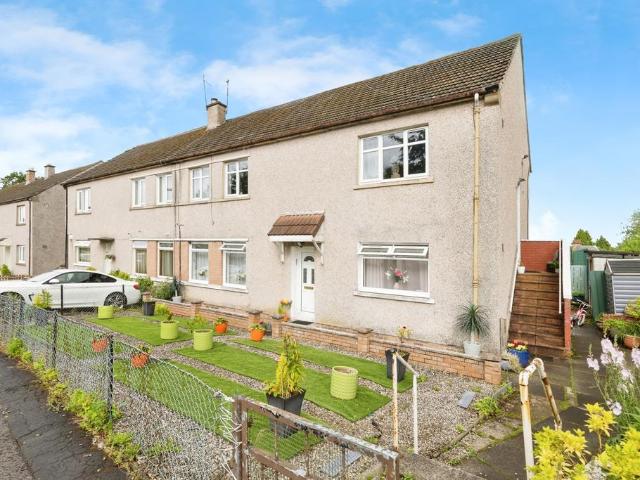 3 bedroom flat for sale