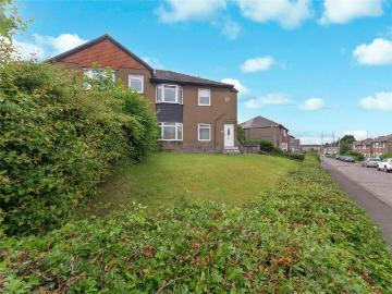 3 bedroom flat for sale