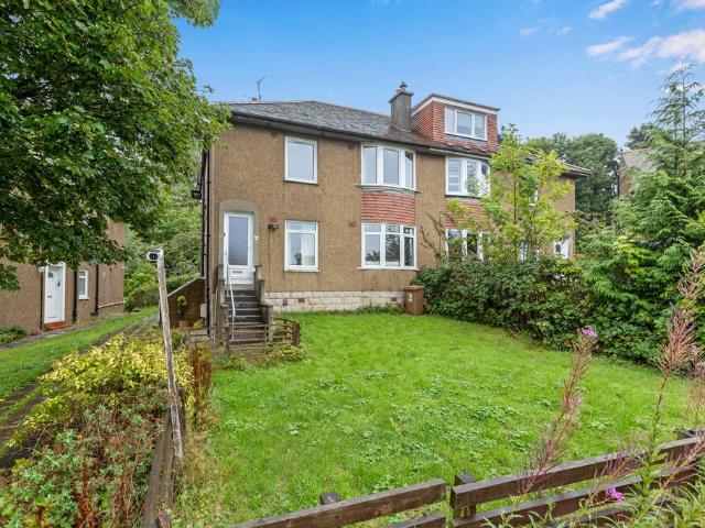 3 bedroom flat for sale