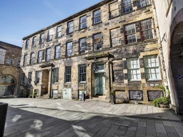 Flat for sale in Allan Park Rd Stirling