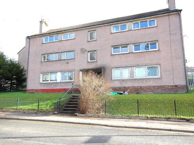 3 bedroom flat for sale