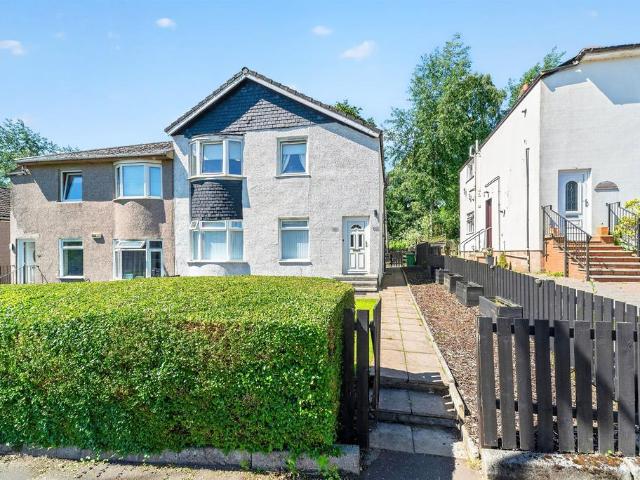 3 bedroom flat for sale