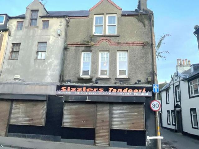 3 bedroom flat for sale