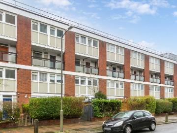 3 bedroom flat for sale