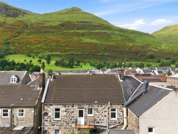 3 bedroom flat for sale