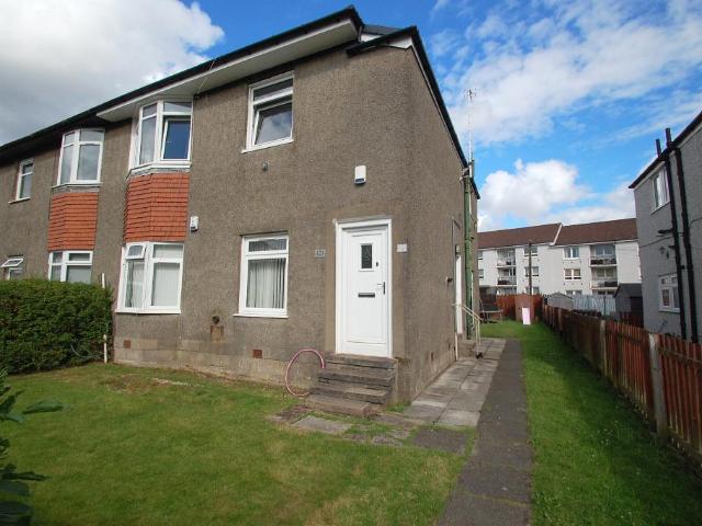 3 bedroom flat for sale