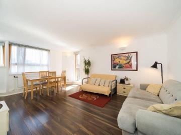 3 bedroom flat for sale