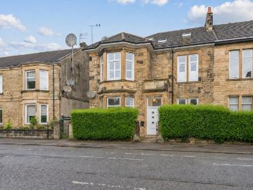 3 bedroom flat for sale