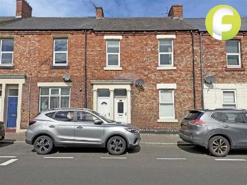3 bedroom flat for sale