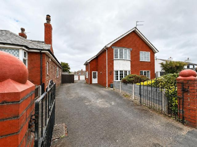 3 bedroom apartment for sale