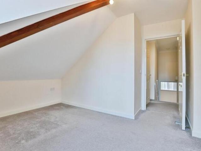 3 bedroom flat for sale in Alder Road, Poole, BH12