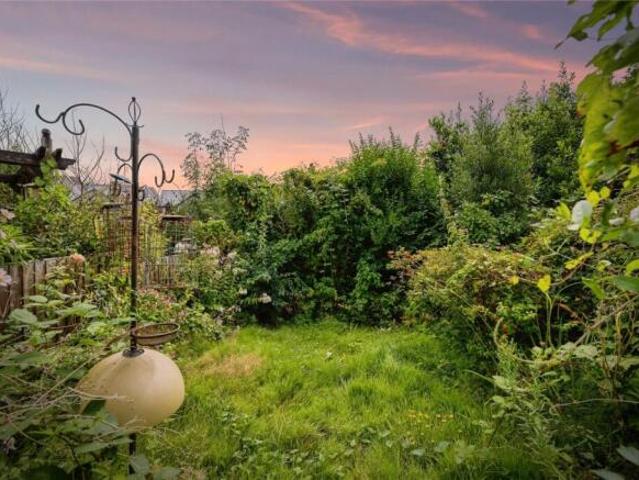 3 bedroom flat for sale in Ffynone Drive, Swansea, SA1